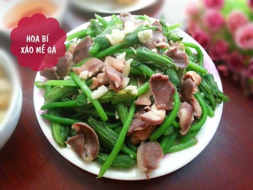 Bữa cơm tối nhiều thịt ít rau chồng con thi nhau gắp