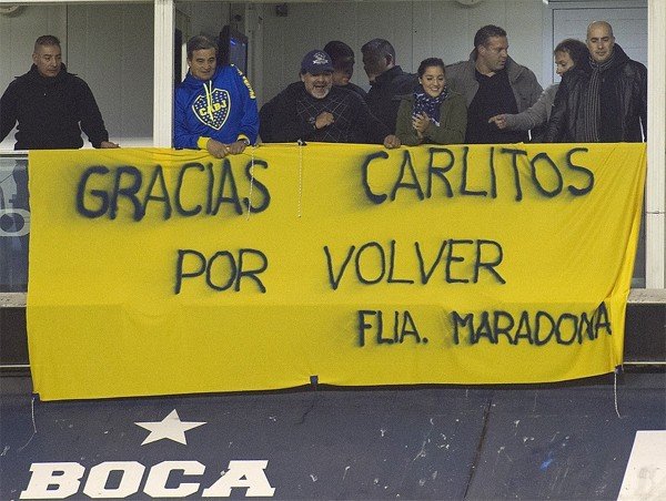 Hàng vạn người chào đón Tevez hồi hương khoác áo Boca Juniors