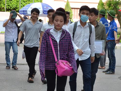 Thi THPT Quốc gia: Bộ GD-ĐT cấm các cụm thi công bố điểm