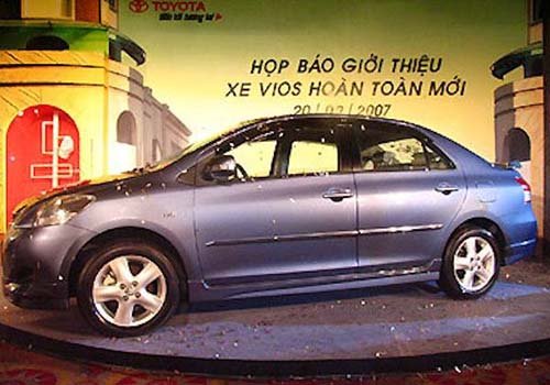 Toyota Việt Nam triệu hồi gần 4.000 xe vì lỗi cụm bơm túi khí