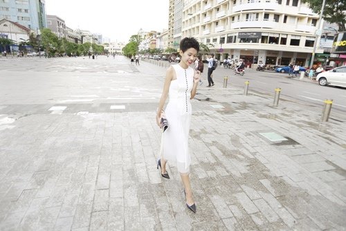 7 ngày mặc đẹp cùng BTV chân ngắn nổi tiếng Sài Gòn