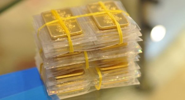 Giá vàng giảm, chênh lệch với thế giới trên 4,2 triệu đồng/lượng