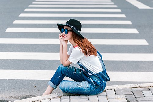 Thích thú với thời trang jeans tươi trẻ của Khánh My