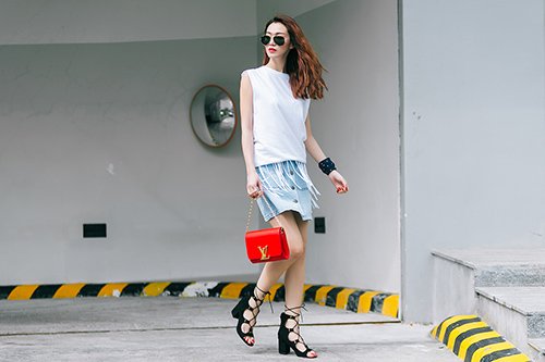 Thích thú với thời trang jeans tươi trẻ của Khánh My