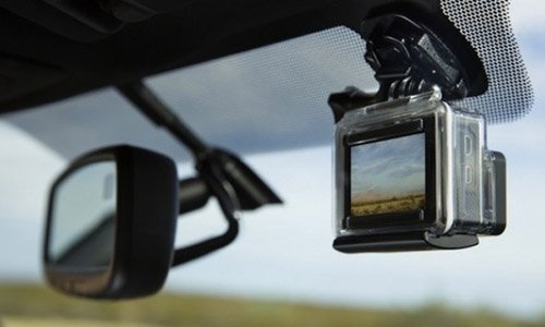 Toyota Tacoma 2016 được trang bị camera GoPro