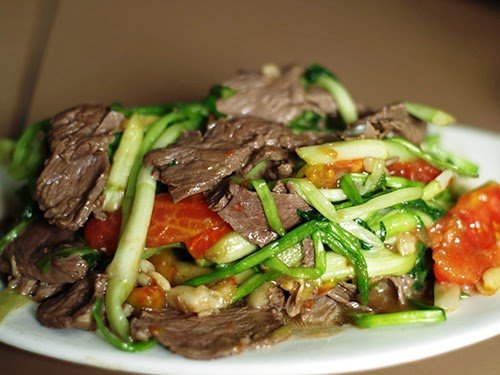 Bữa trưa ngày mưa cuốn hút cả nhà với sườn nướng mật ong