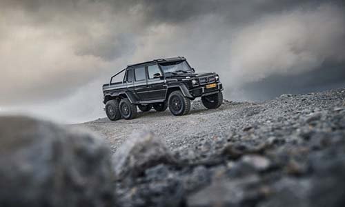 Nhiếp ảnh gia kể chuyện chụp ảnh xe ô tô ở Trung Đông