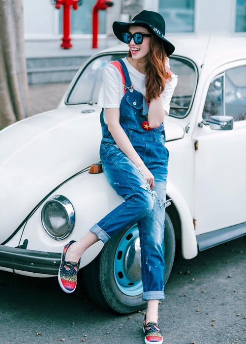 Ấn tượng với gu street style sành điệu của diễn viên Khánh My