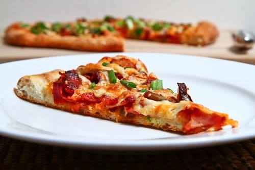 Cách làm bánh pizza kim chi