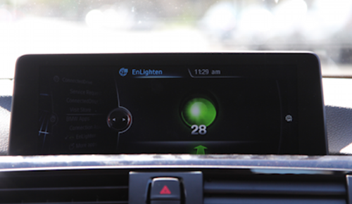 Xe thông minh của BMW có thể dự báo đèn giao thông của cả thành phố