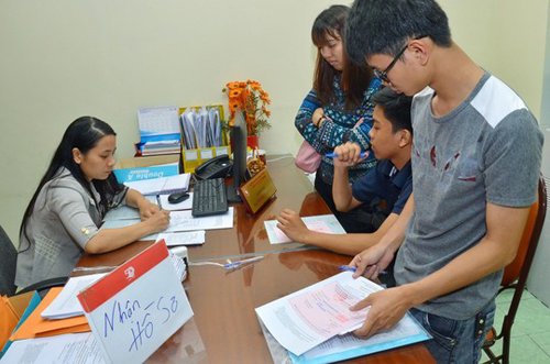 Tuyển sinh ĐH-CĐ 2015: Cuộc chơi của thí sinh điểm cao