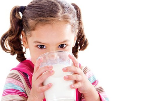 6 "không" khi cho con uống sữa đậu nành