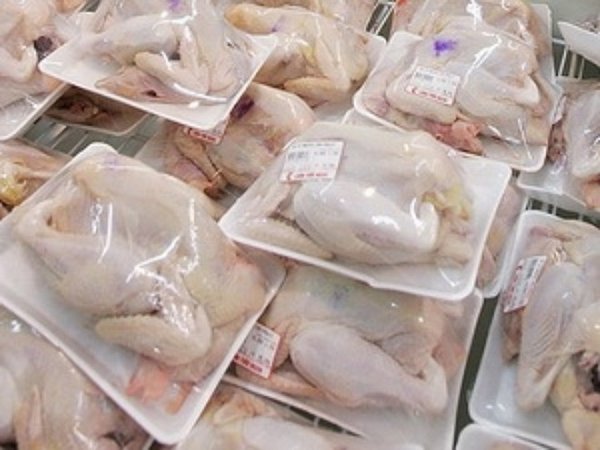 Đang xem xét kiến nghị áp thuế chống bán phá giá đối với gà nhập khẩu vào Việt Nam