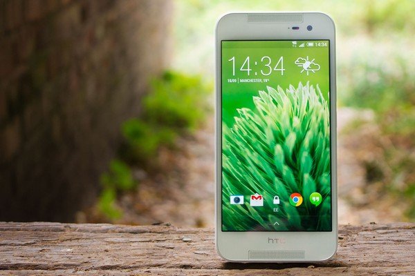 HTC bán ra liên tiếp 2 smartphone giá tốt tại Việt Nam