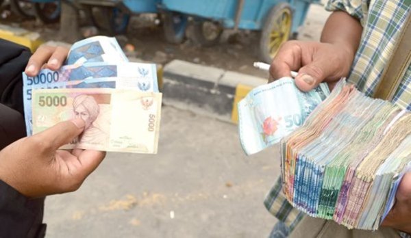 Hai đồng tiền yếu nhất ở Đông Nam Á