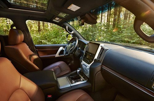 Vén màn SUV 8 chỗ ngồi Toyota Land Cruiser 2016 bản Mỹ