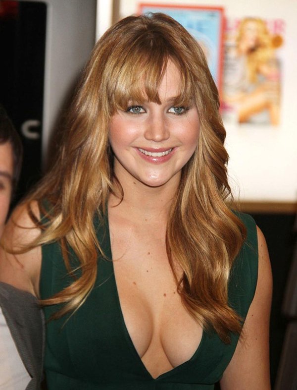 Jennifer Lawrence làm phim cùng danh hài Amy Schumer