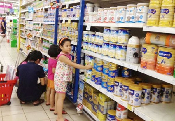 Giá sữa sẽ tiếp tục giảm do cắt giảm thuế