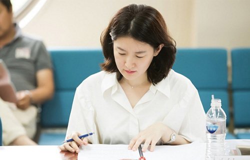 Lee Young Ae đẹp không tì vết ngày tái xuất màn ảnh