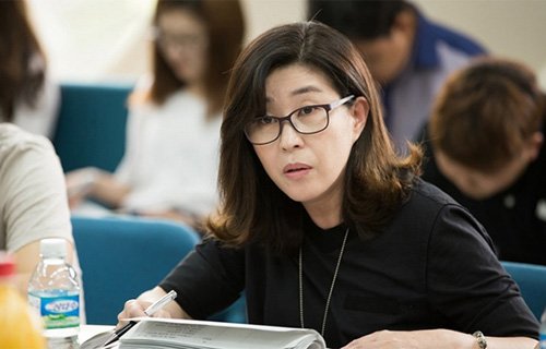 Lee Young Ae đẹp không tì vết ngày tái xuất màn ảnh