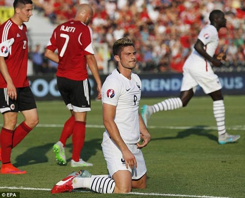 Bồ Đào Nha – Pháp: Ronaldo quyết “trả nợ” Benzema