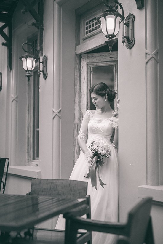 Địa điểm chụp ảnh cưới đẹp tại Hà Nội: nhà hàng Home với kiến trúc Vintage