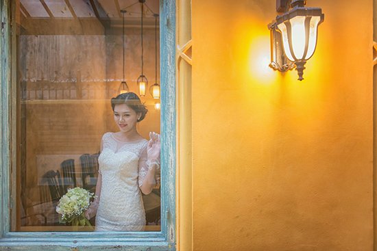 Địa điểm chụp ảnh cưới đẹp tại Hà Nội: nhà hàng Home với kiến trúc Vintage