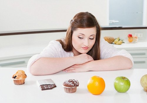 Sai lầm khi ăn uống khiến bạn vừa xấu vừa tăng cân