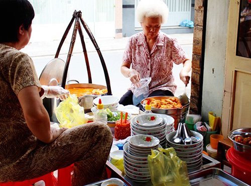 8 quán chảnh nhưng vẫn đắt khách ở Sài Gòn