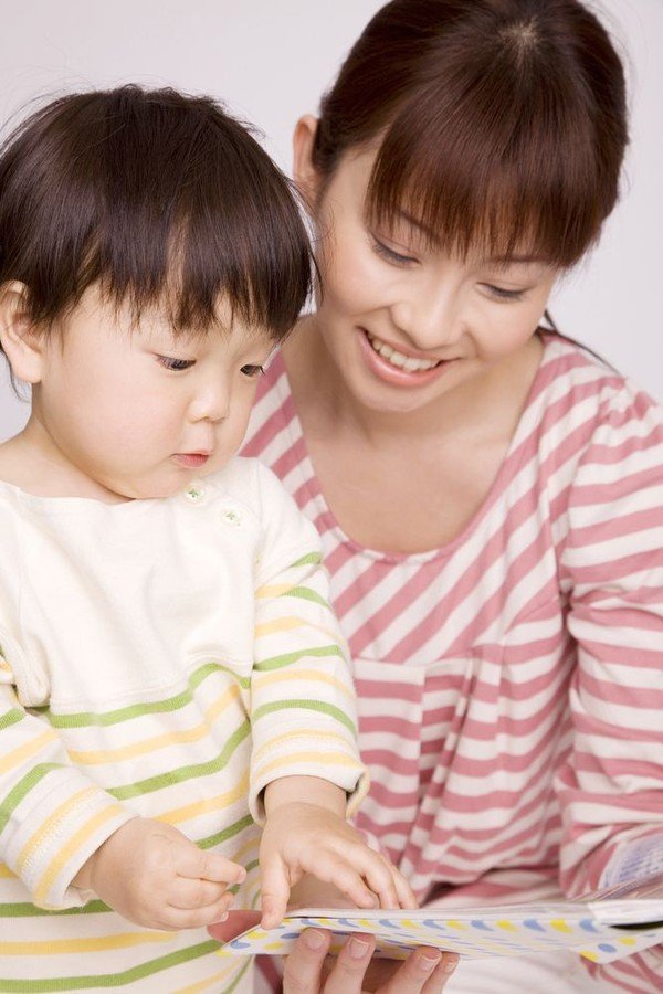 Học cách khen con "chuẩn" của mẹ Nhật