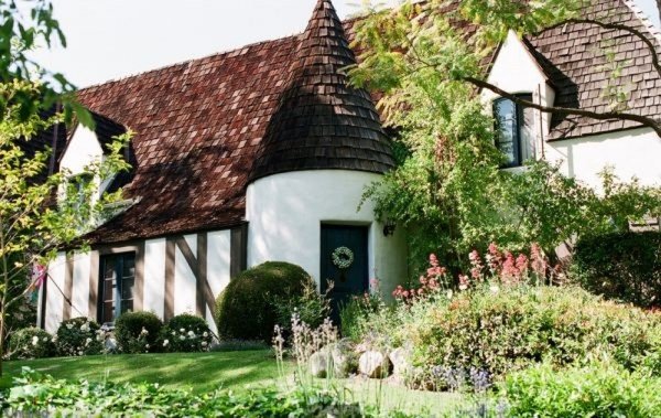 Ngất ngây với những ngôi nhà cổ tích giữa đời thực