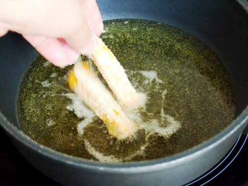 Bí đỏ chiên xù cho các nàng mê ăn vặt nhưng muốn giảm cân