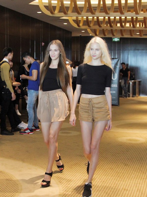 Mẫu ngoại quốc casting Tuần lễ thời trang quốc tế Việt Nam