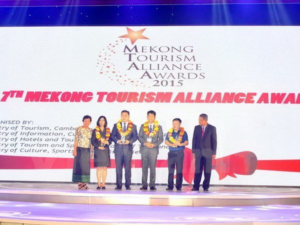 Phong Nha - Kẻ Bàng được vinh danh là Di sản hữu hình xuất sắc nhất năm 2015