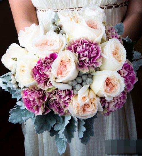 Chọn hoa cưới màu sắc theo tính cách cô dâu