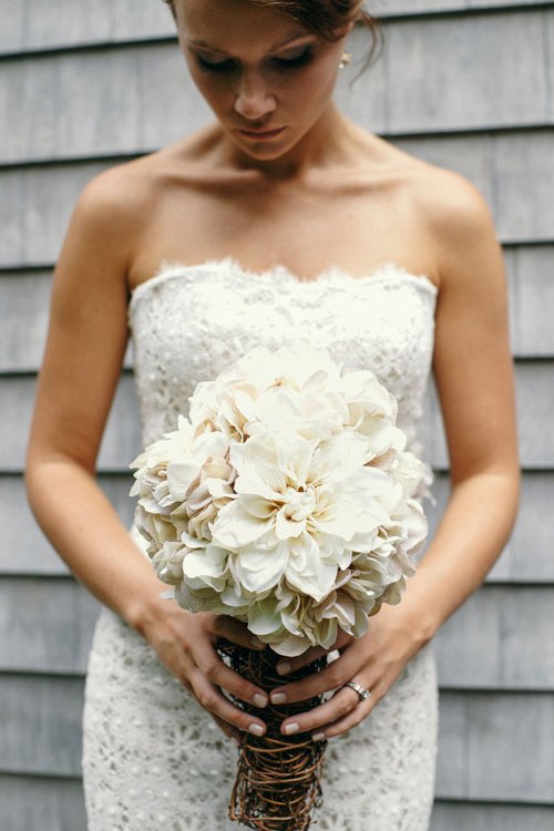 Chọn hoa cưới màu sắc theo tính cách cô dâu