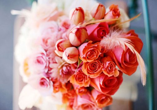 Chọn hoa cưới màu sắc theo tính cách cô dâu