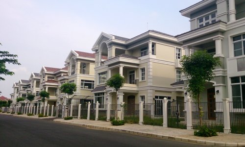 Những lý do khiến người Việt thích đầu tư nhà phố, đất nền