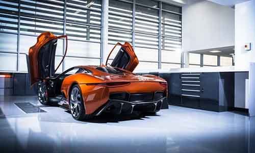 Ba xe “khủng” mới của "Điệp Viên 007" góp vui cho triển lãm Frankfurt
