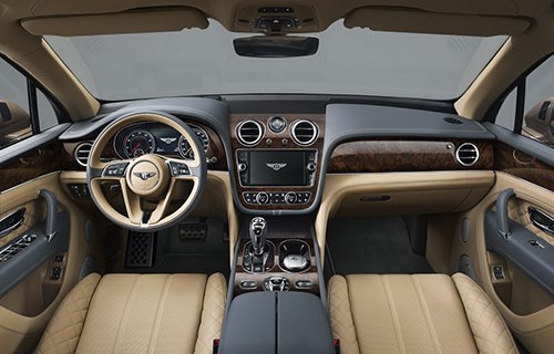Lộ diện người sở hữu chiếc Bentley Bentayga đầu tiên trên thế giới