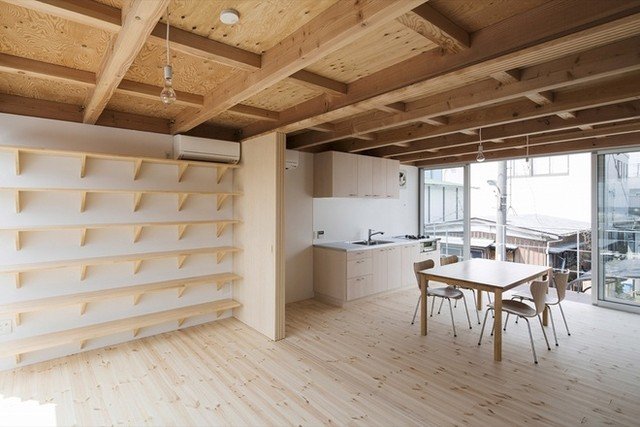 Ngắm nhà gỗ hai tầng 79m2 của vợ chồng trẻ