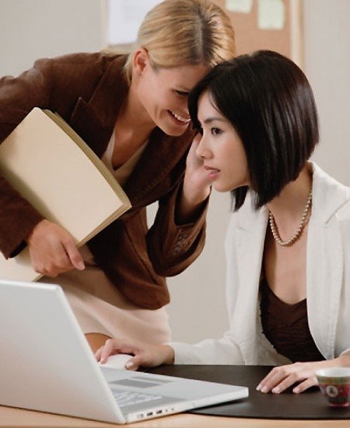 Những nguyên tắc vàng trong giao tiếp ứng xử nơi công sở