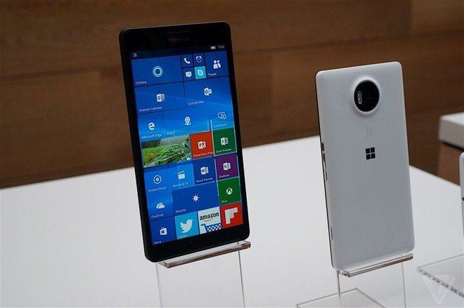 Ảnh Lumia 950 và 950 XL cấu hình mạnh, làm mát từ chất lỏng