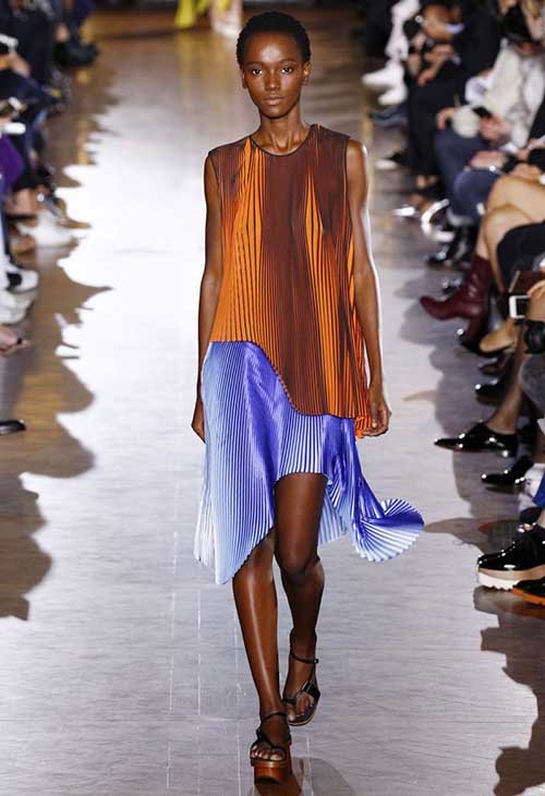 3 bước đơn giản để vẽ móng tay kiểu vân gỗ đang hot