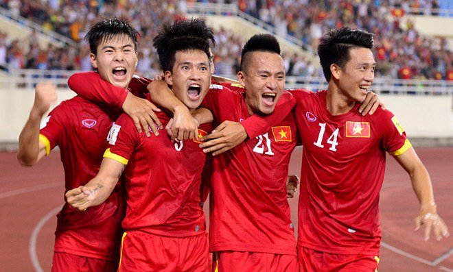 Trận đấu hay hiếm thấy của thầy trò Miura