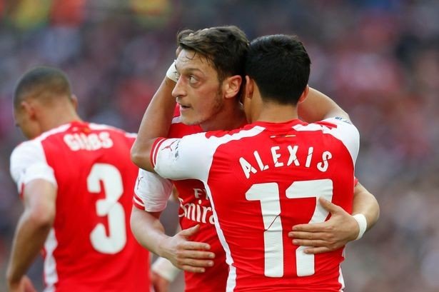 Mesut Oezil: ‘Arsenal sẽ vô địch Premier League 2015/16'