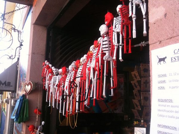 Khám phá lễ hội người chết ở Mexico