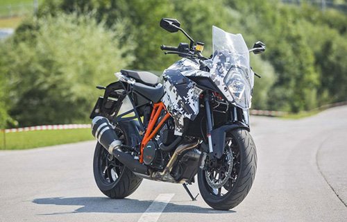 KTM 1290 Super Duke GT - Xe touring tràn ngập công nghệ hiện đại
