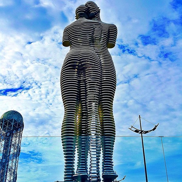 Độc đáo bức tượng biết chuyển động ở nước Mỹ