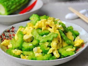 Bạn đã biết cách ngừa ung thư với mướp đắng?